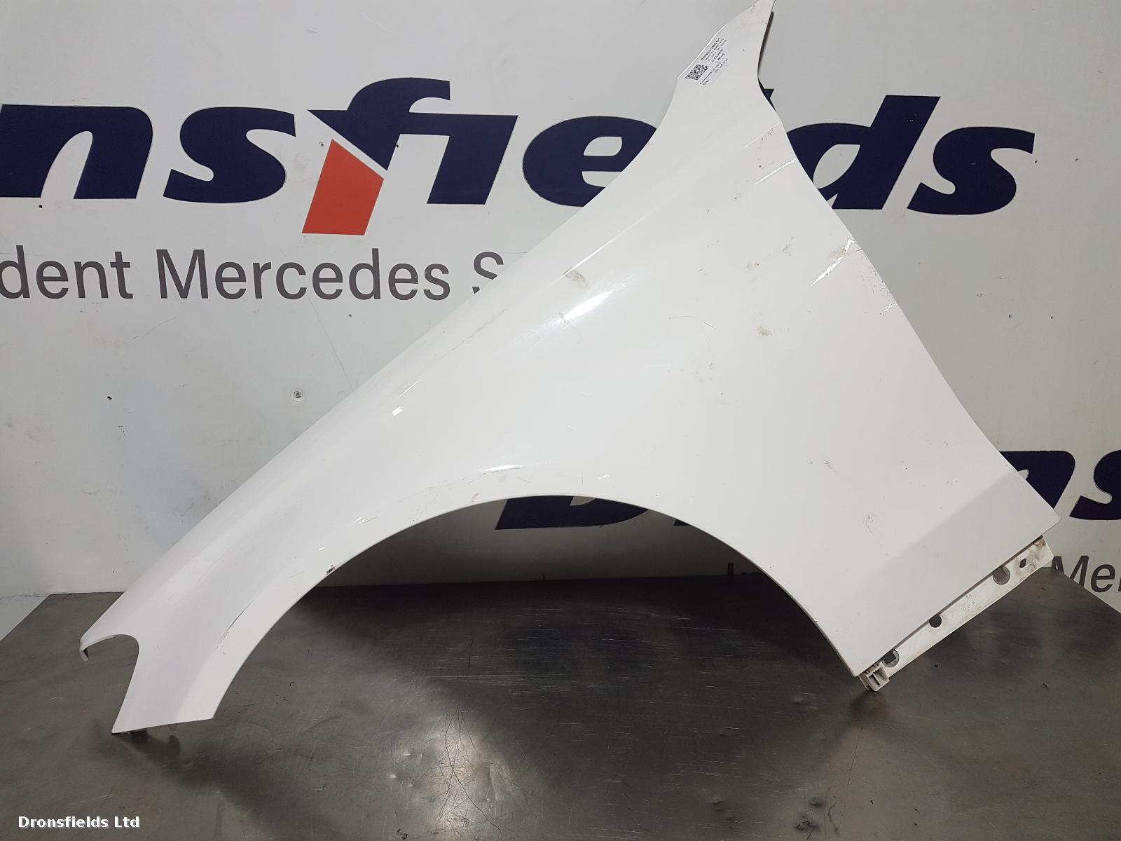 View Auto part L Wing Mercedes C Class 2014