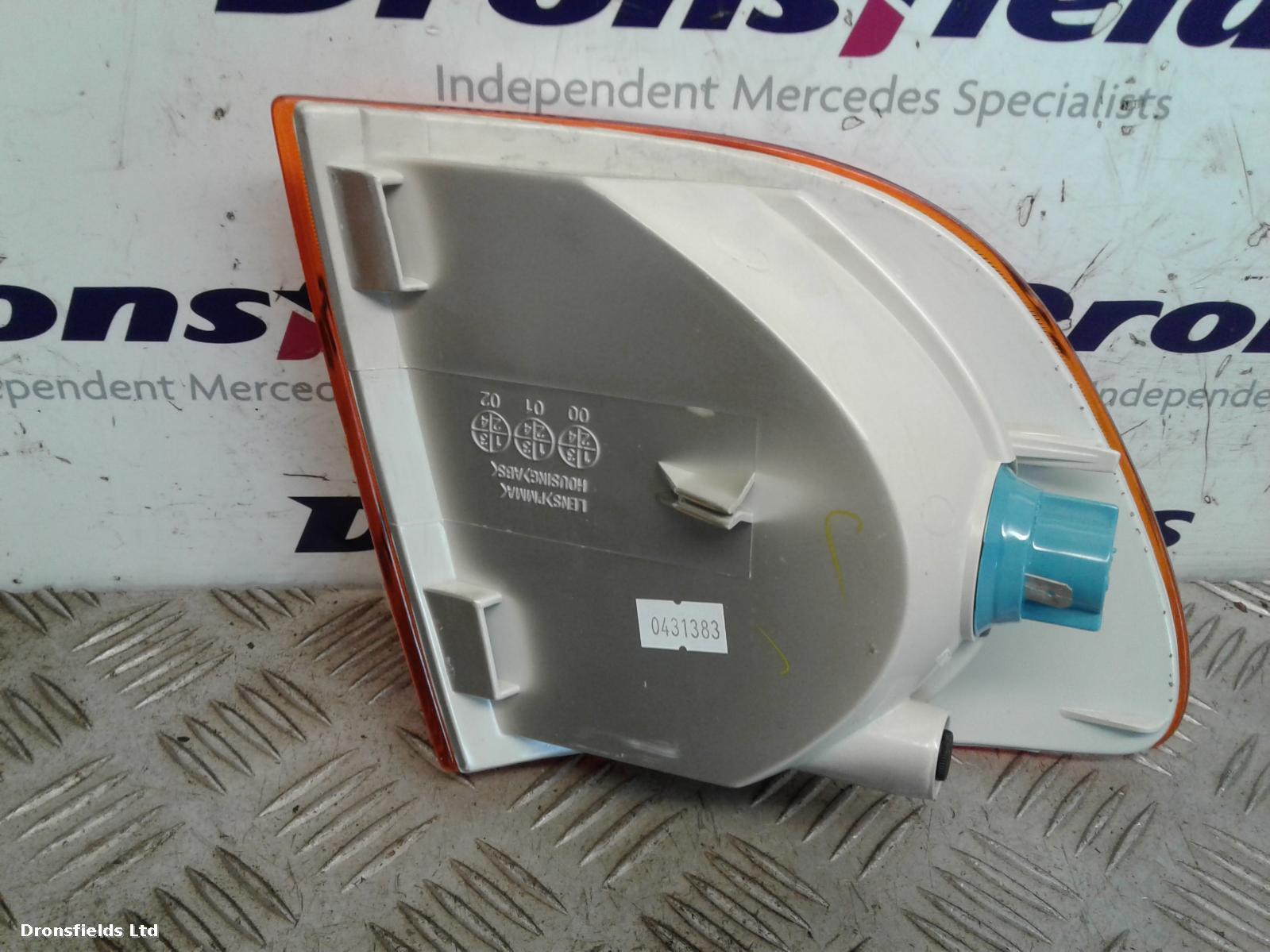 View Auto part L Indicator Light Mercedes Vito 1900