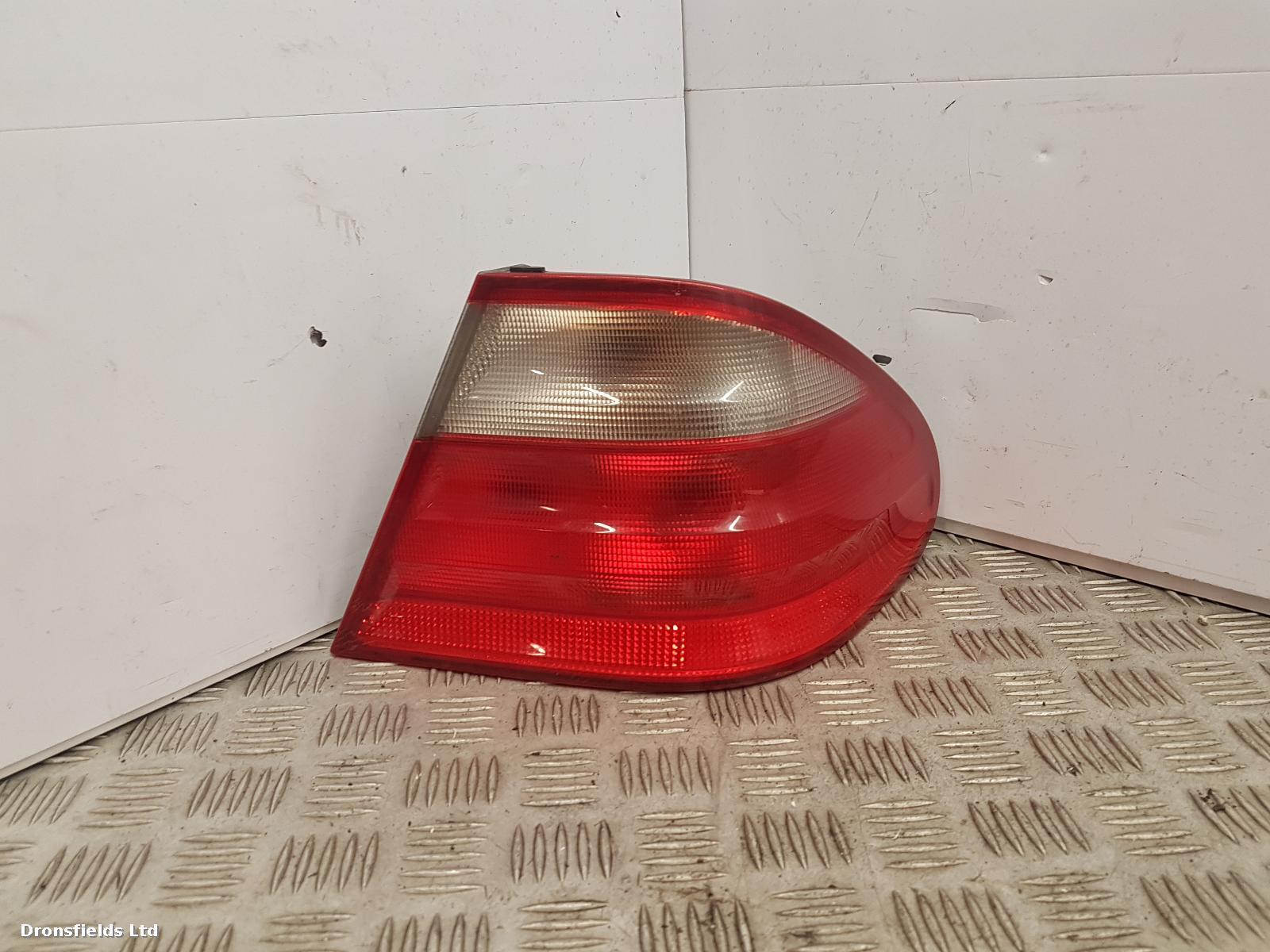 View Auto part R Taillight Mercedes Clk 2001