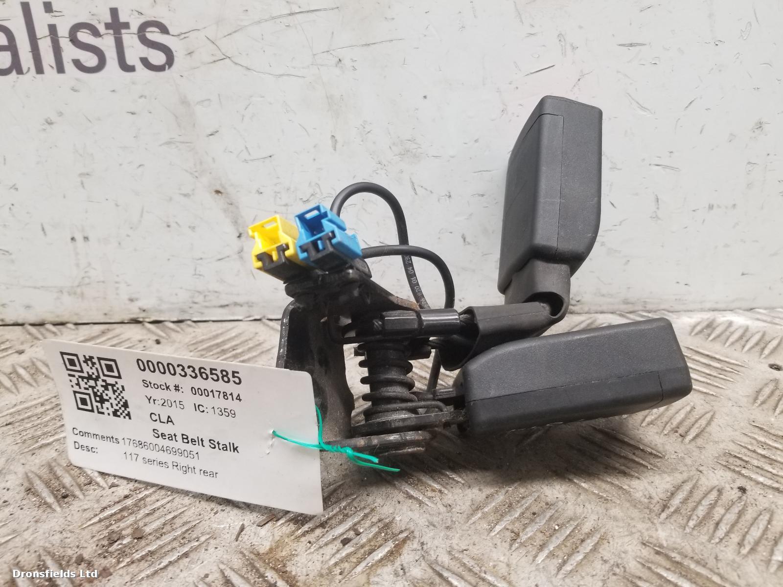 View Auto part Seat Belt Mercedes Cla 2015