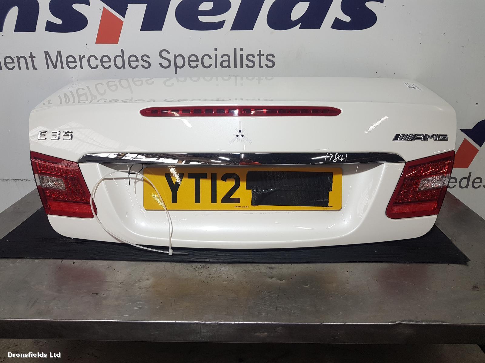 View Auto part Bootlid/Tailgate Mercedes E Class 2012