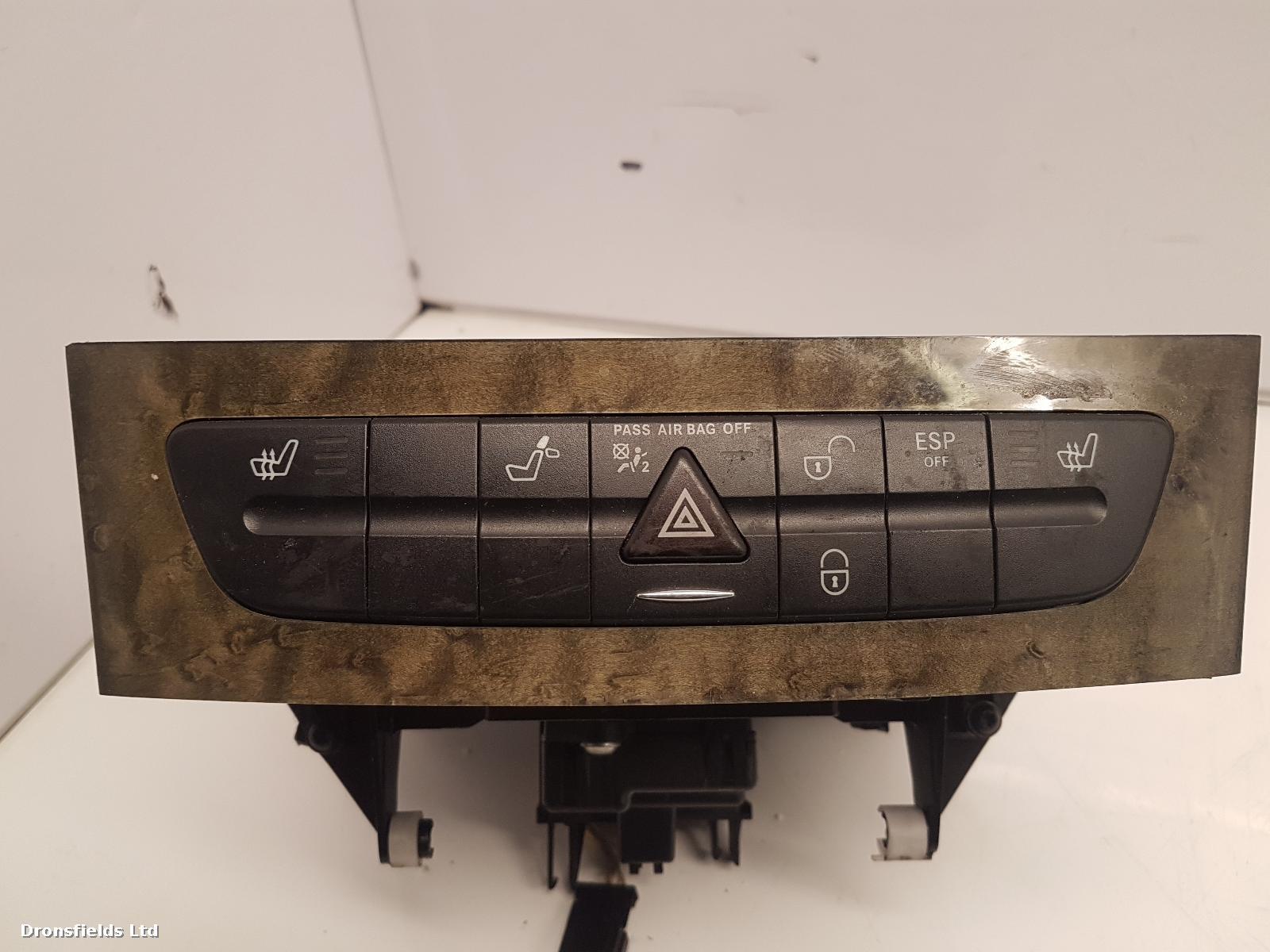 View Auto part Flasher/Hazard Relay Mercedes E Class 2010