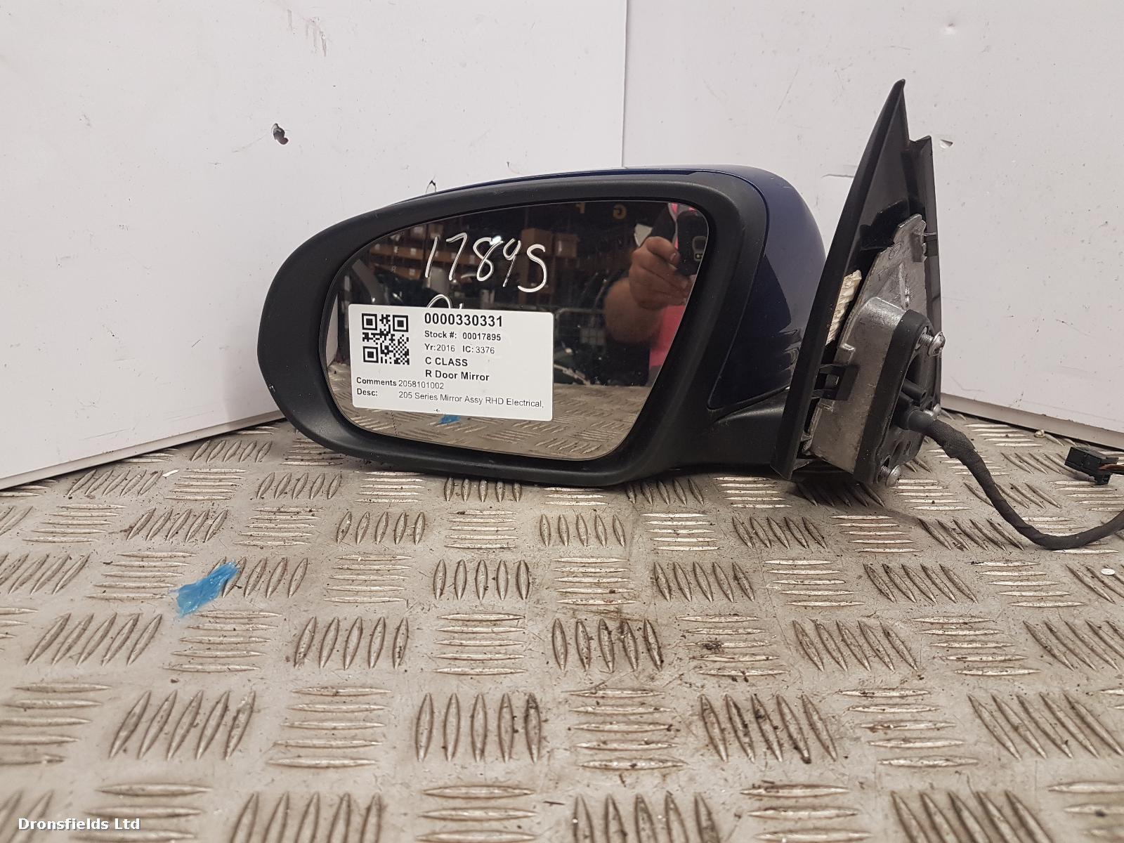 View Auto part R Door Mirror Mercedes C Class 2016