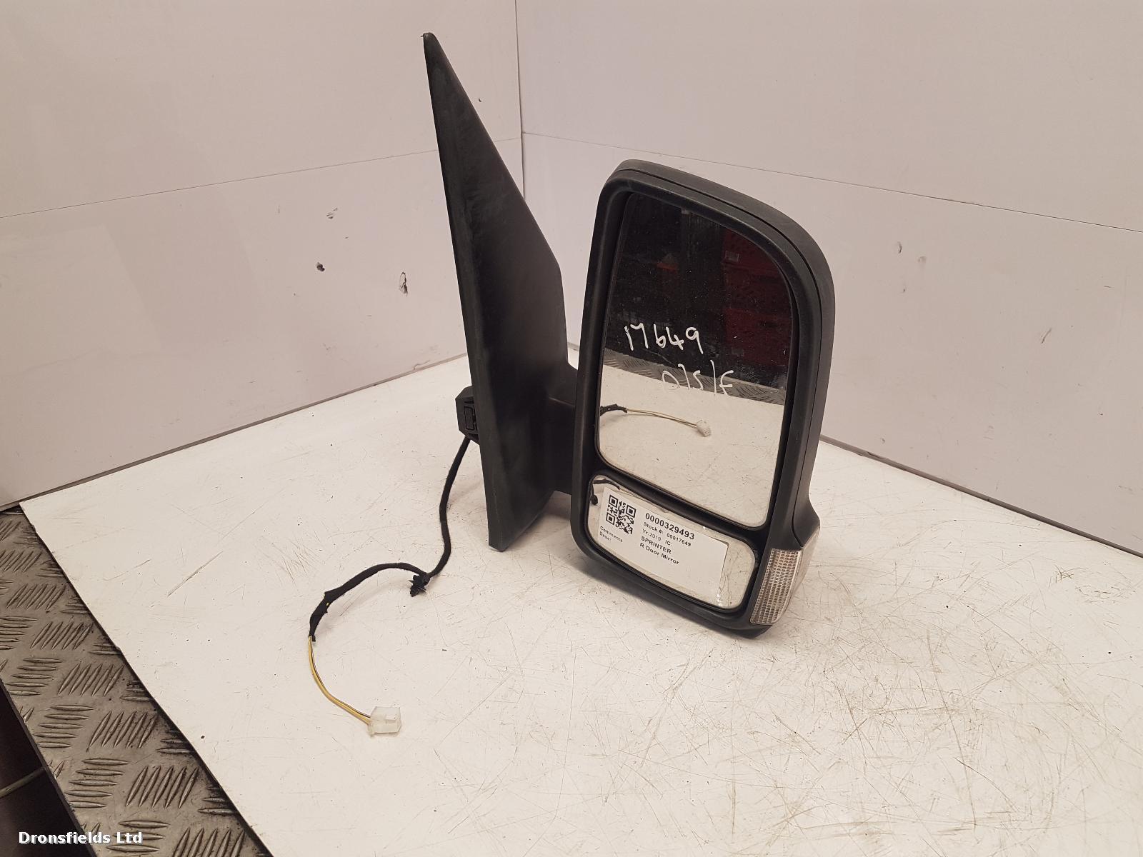 View Auto part R Door Mirror Mercedes Sprinter 2019
