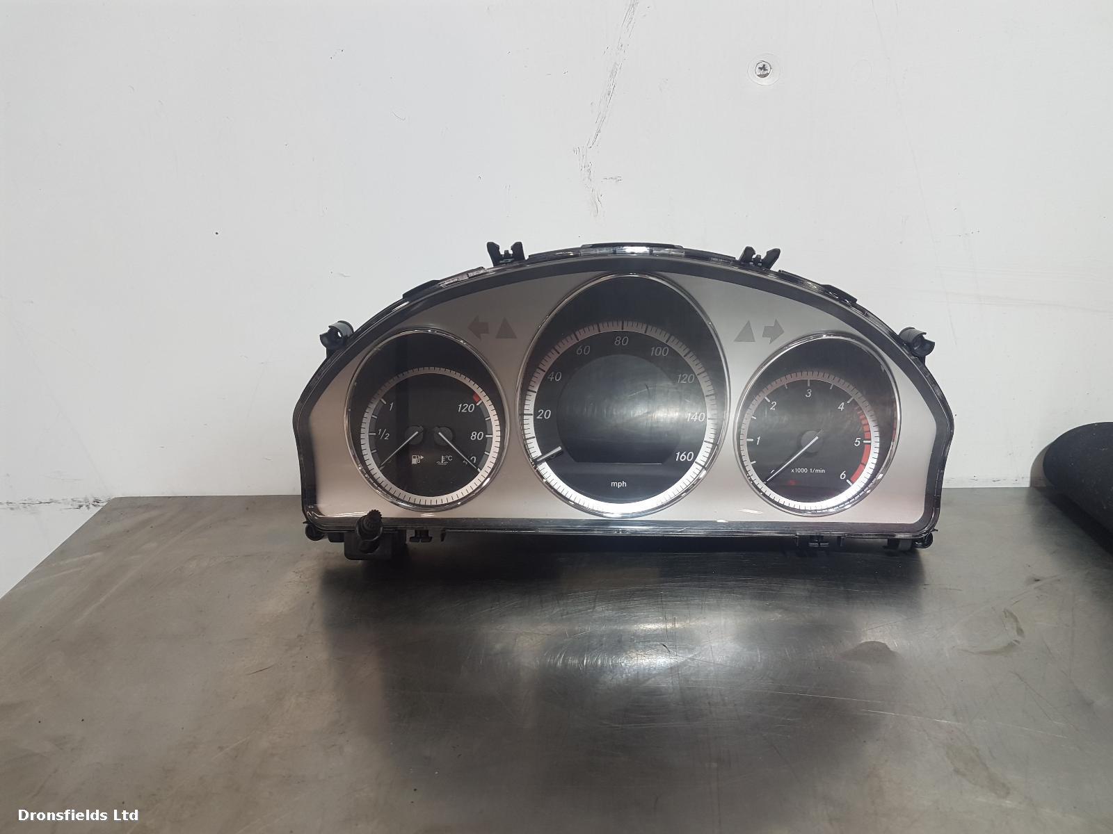 View Auto part Speedometer Mercedes C Class 2008