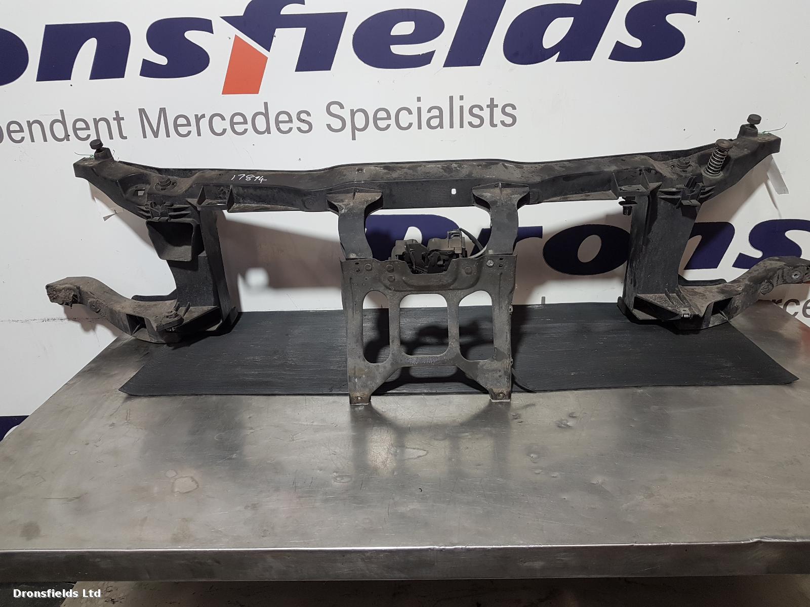 View Auto part Front Panel Mercedes Cla 2015