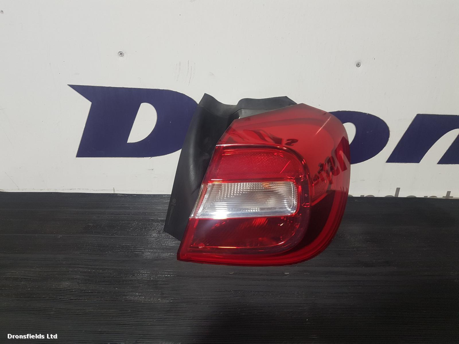 View Auto part R Taillight Mercedes Gla Class 2016