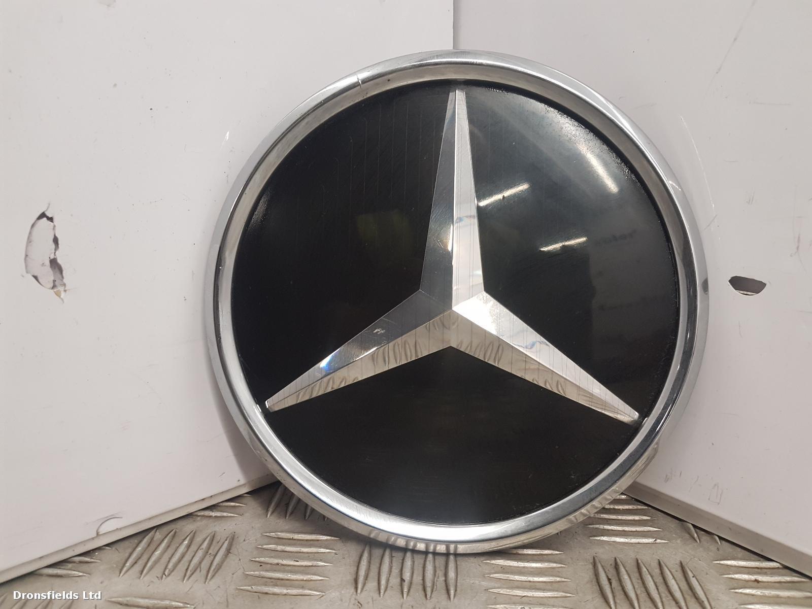 View Auto part Badges Mercedes Eqb 2022