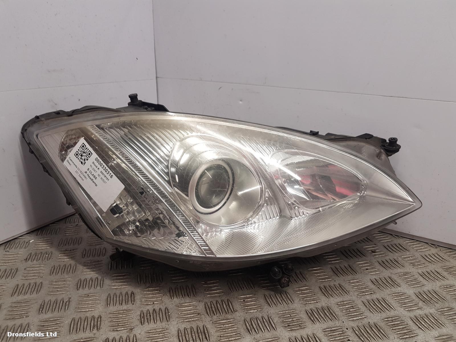 View Auto part R Headlamp Mercedes S Class 2007