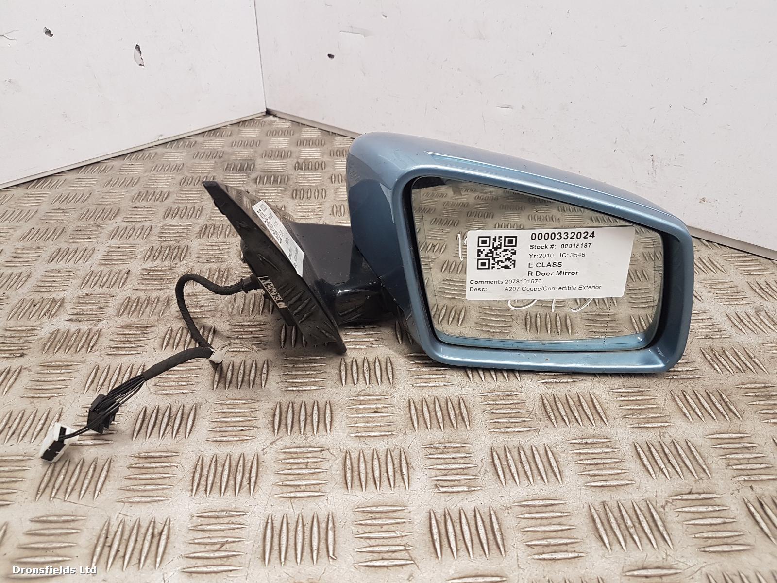 View Auto part R Door Mirror Mercedes E Class 2010