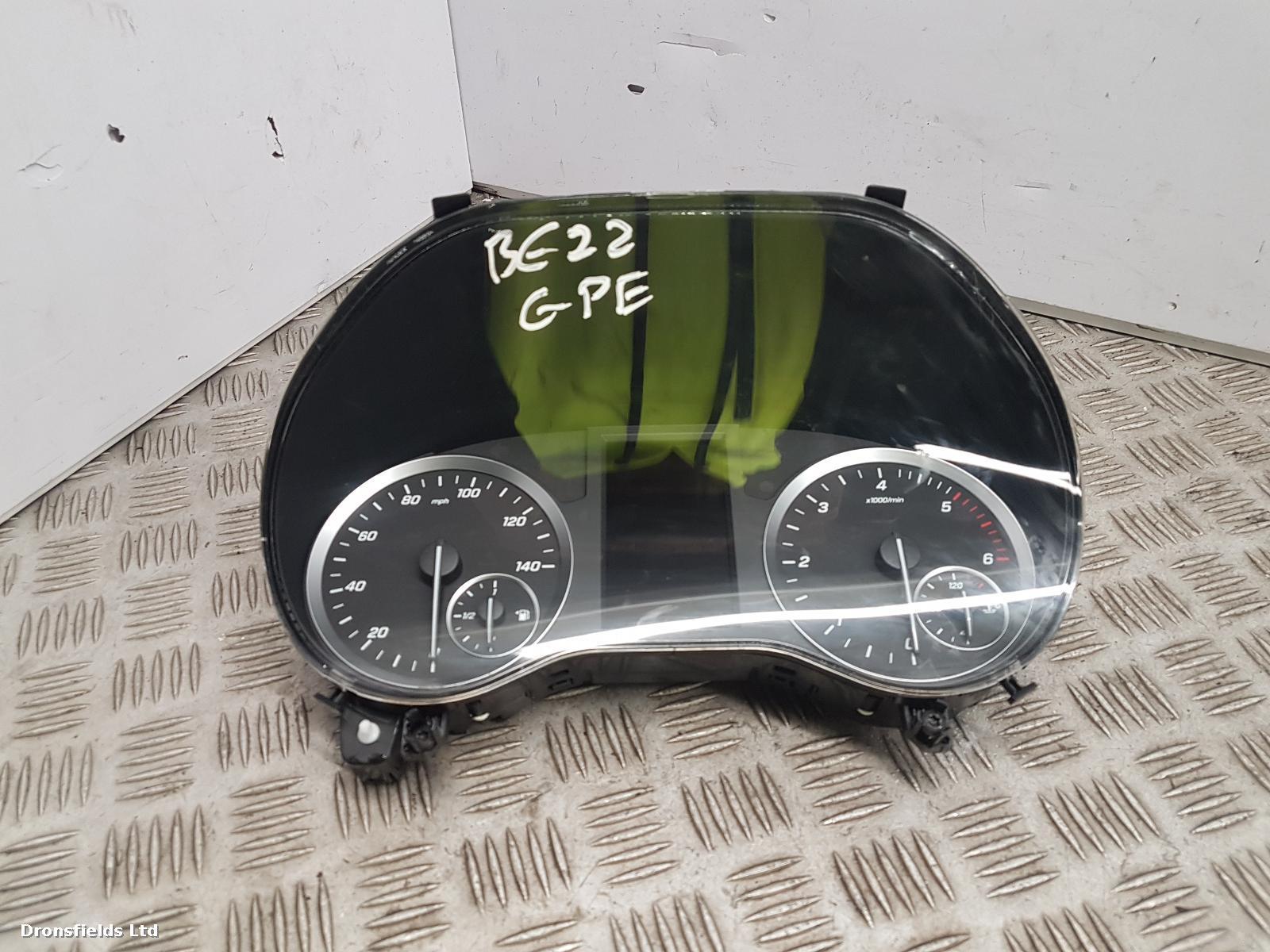 View Auto part Speedometer Mercedes Vito 2022