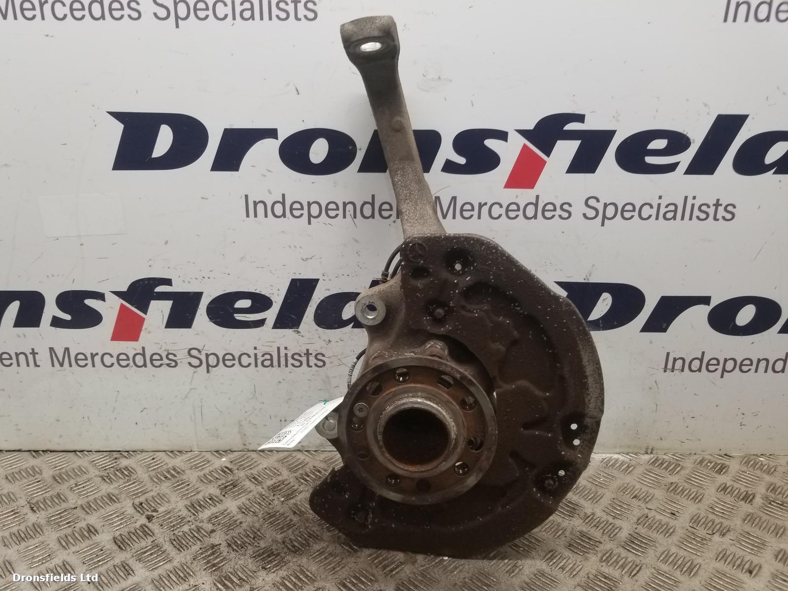 View Auto part RF Hub/Stub Axle Assembly Mercedes E Class 2017