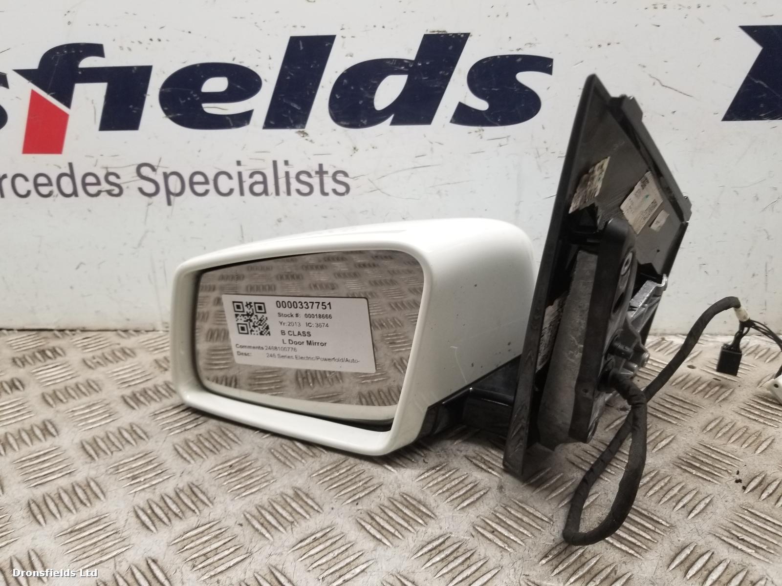 View Auto part L Door Mirror Mercedes B Class 2013