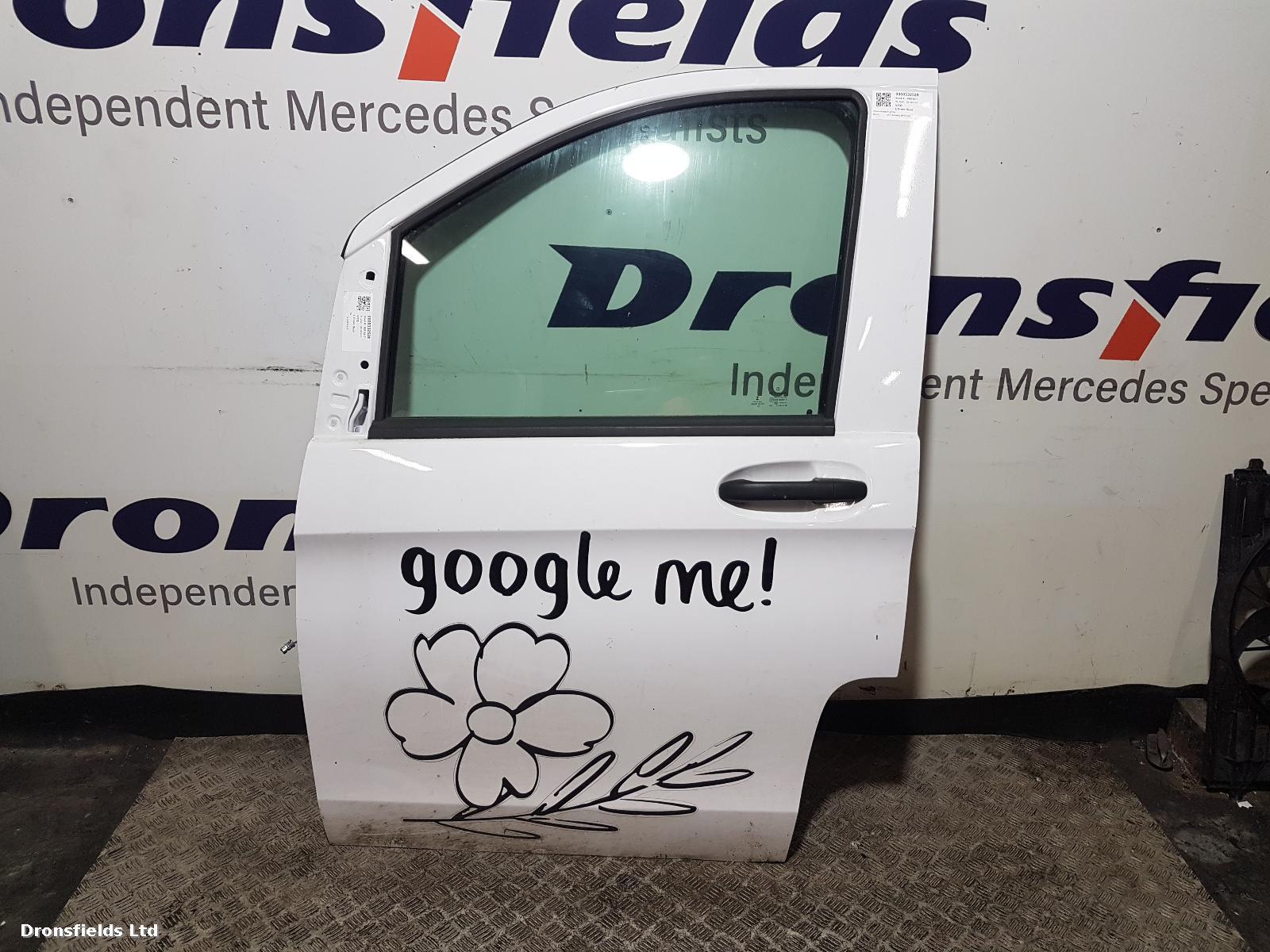 View Auto part L Front Door Mercedes Vito 2021