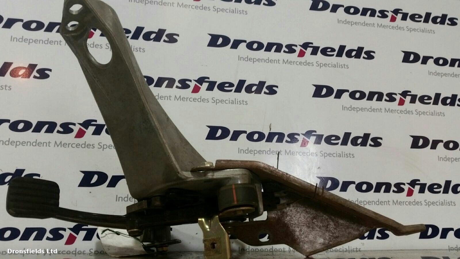 View Auto part Handbrake Lever/Button/Assembly Mercedes S Class 1994