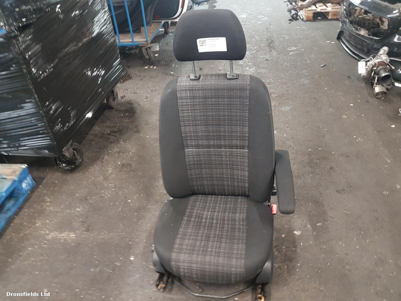 View Auto part Front Seat Mercedes Sprinter 2018