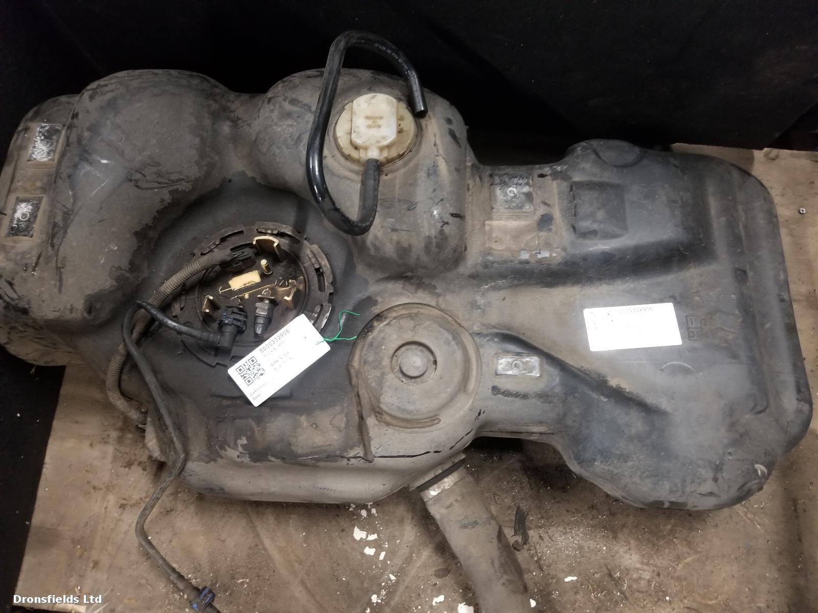 View Auto part Fuel Tank Mercedes Sprinter 2021