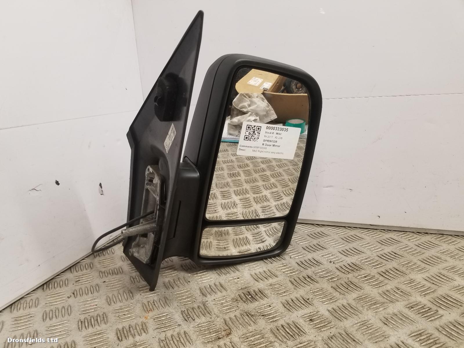 View Auto part R Door Mirror Mercedes Sprinter 2017