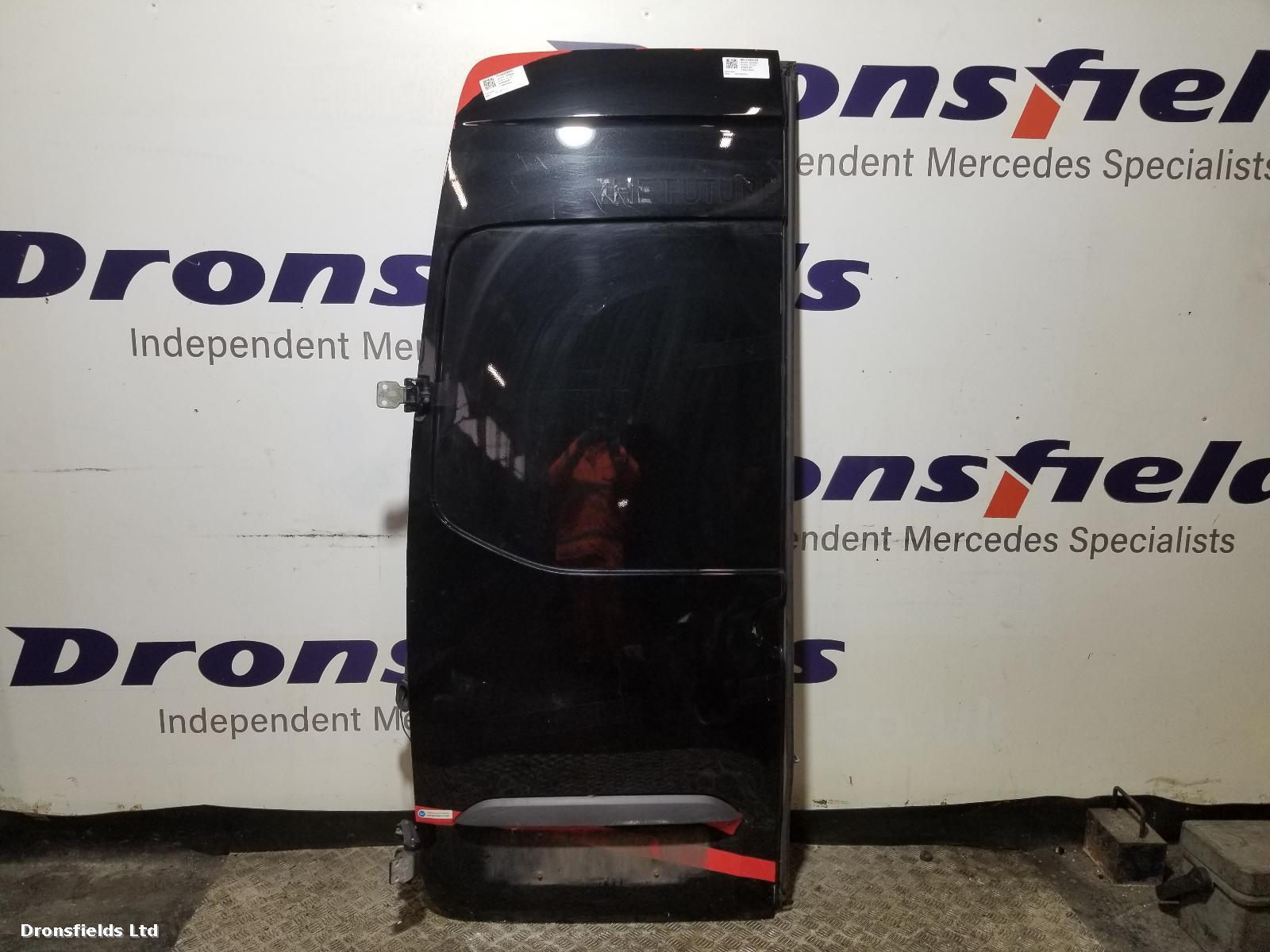 View Auto part L Rear Door Mercedes Sprinter 2022