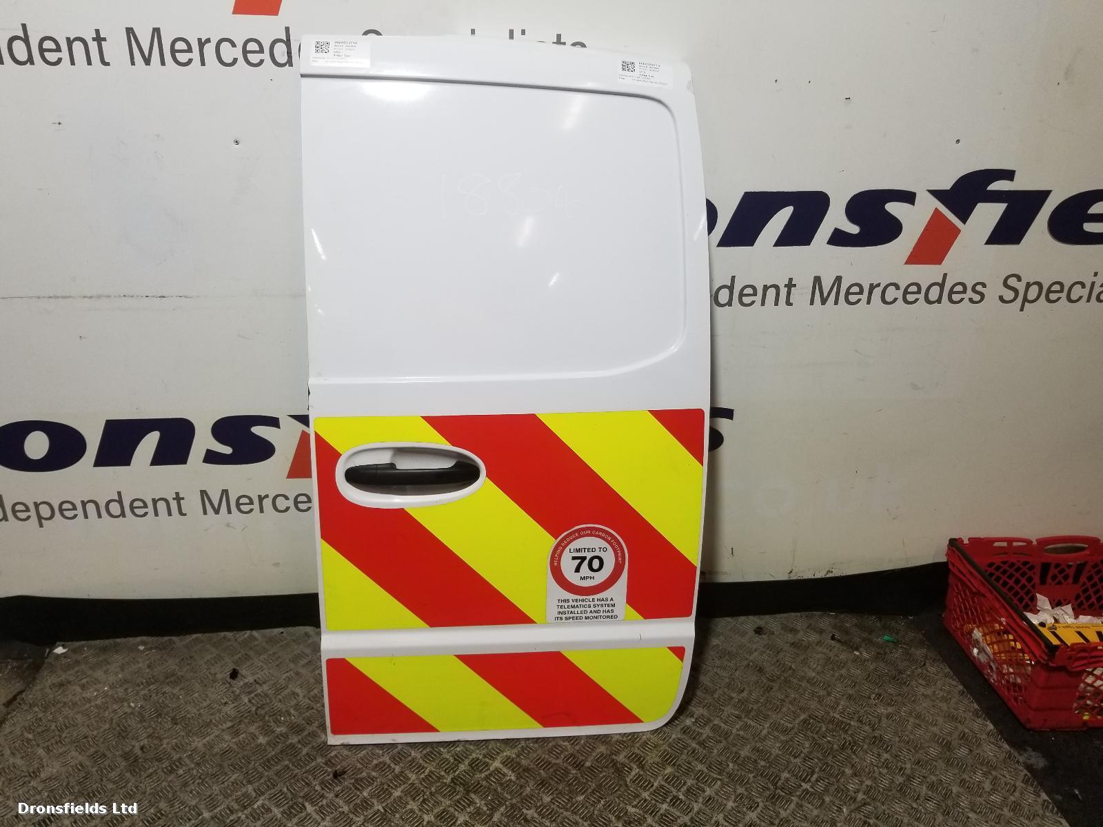 View Auto part R Rear Door Mercedes Vito 2021