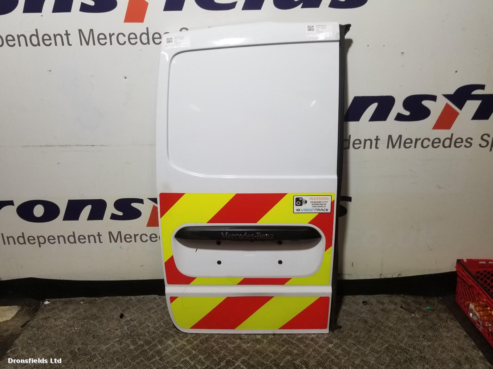 View Auto part L Rear Door Mercedes Vito 2021