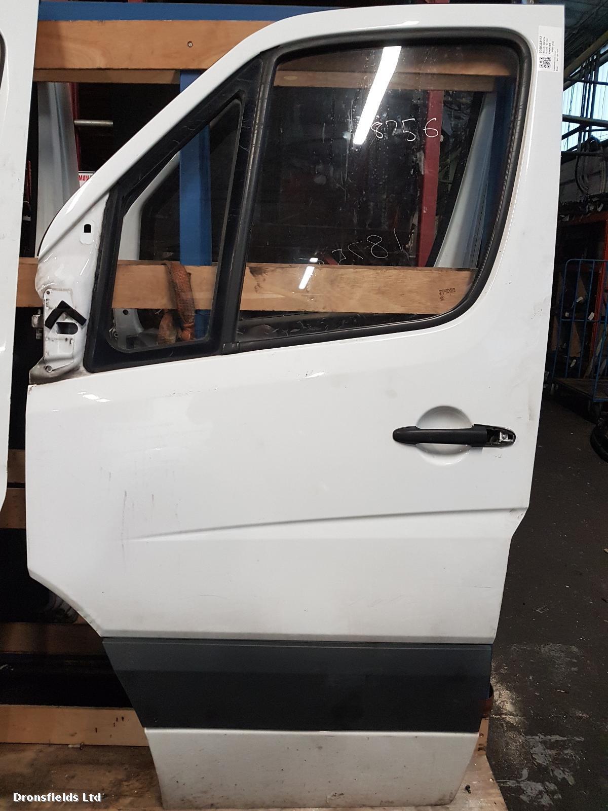 View Auto part L Front Door Mercedes Sprinter 2015