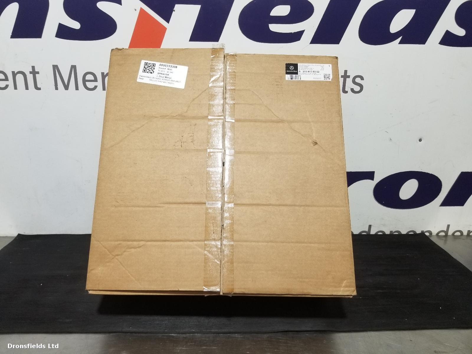 View Auto part L Door Mirror Mercedes Sprinter 2016