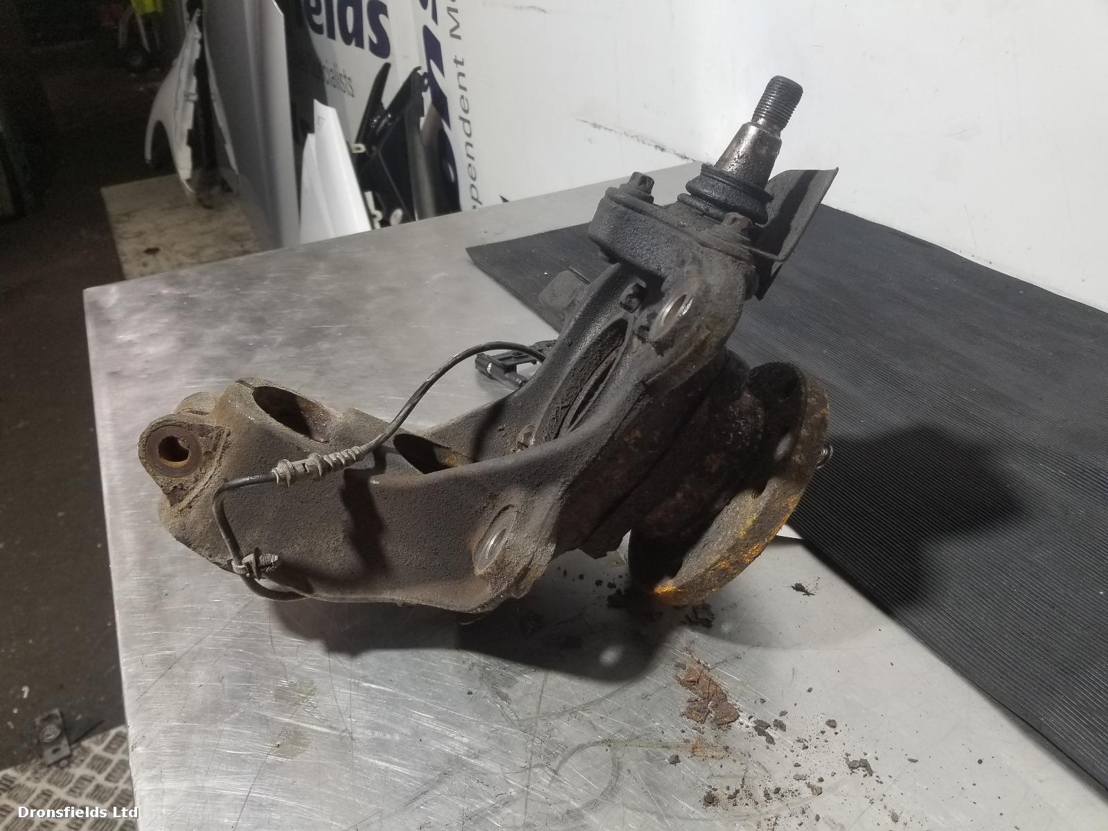 2021 Mercedes Sprinter LF Hub/Stub Axle Assembly View Auto part LF Hub/Stub Axle Assembly Mercedes Sprinter 2021