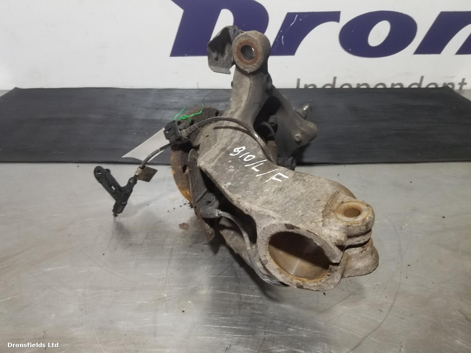 2021 Mercedes Sprinter LF Hub/Stub Axle Assembly View Auto part LF Hub/Stub Axle Assembly Mercedes Sprinter 2021
