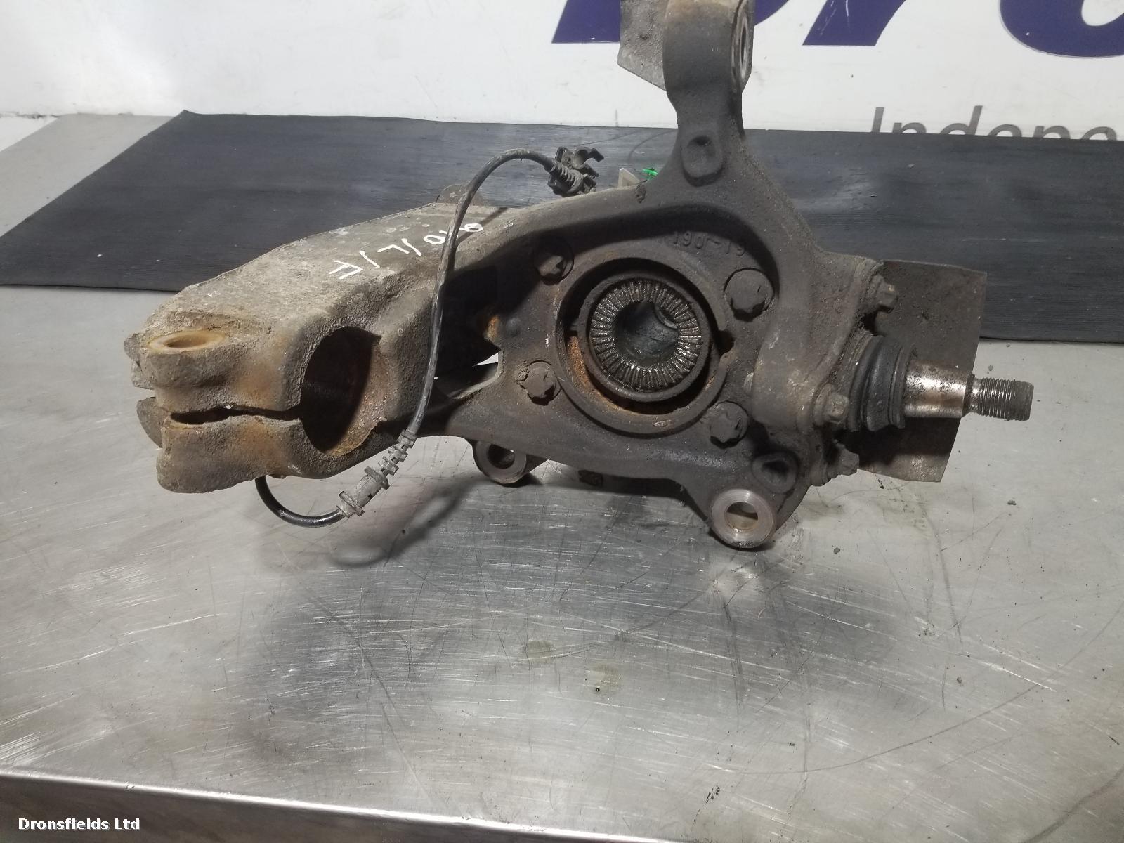 2021 Mercedes Sprinter LF Hub/Stub Axle Assembly View Auto part LF Hub/Stub Axle Assembly Mercedes Sprinter 2021