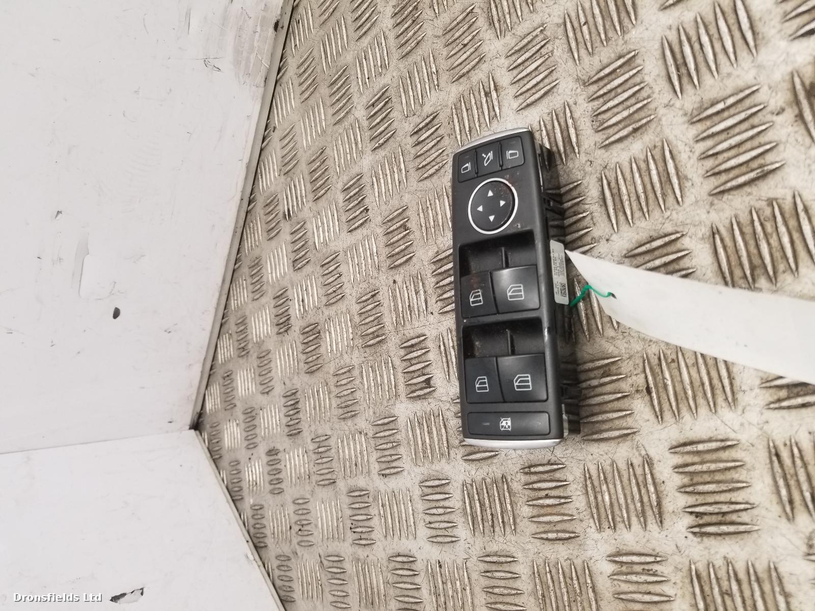View Auto part Elect. Window Switch Mercedes E Class 2010
