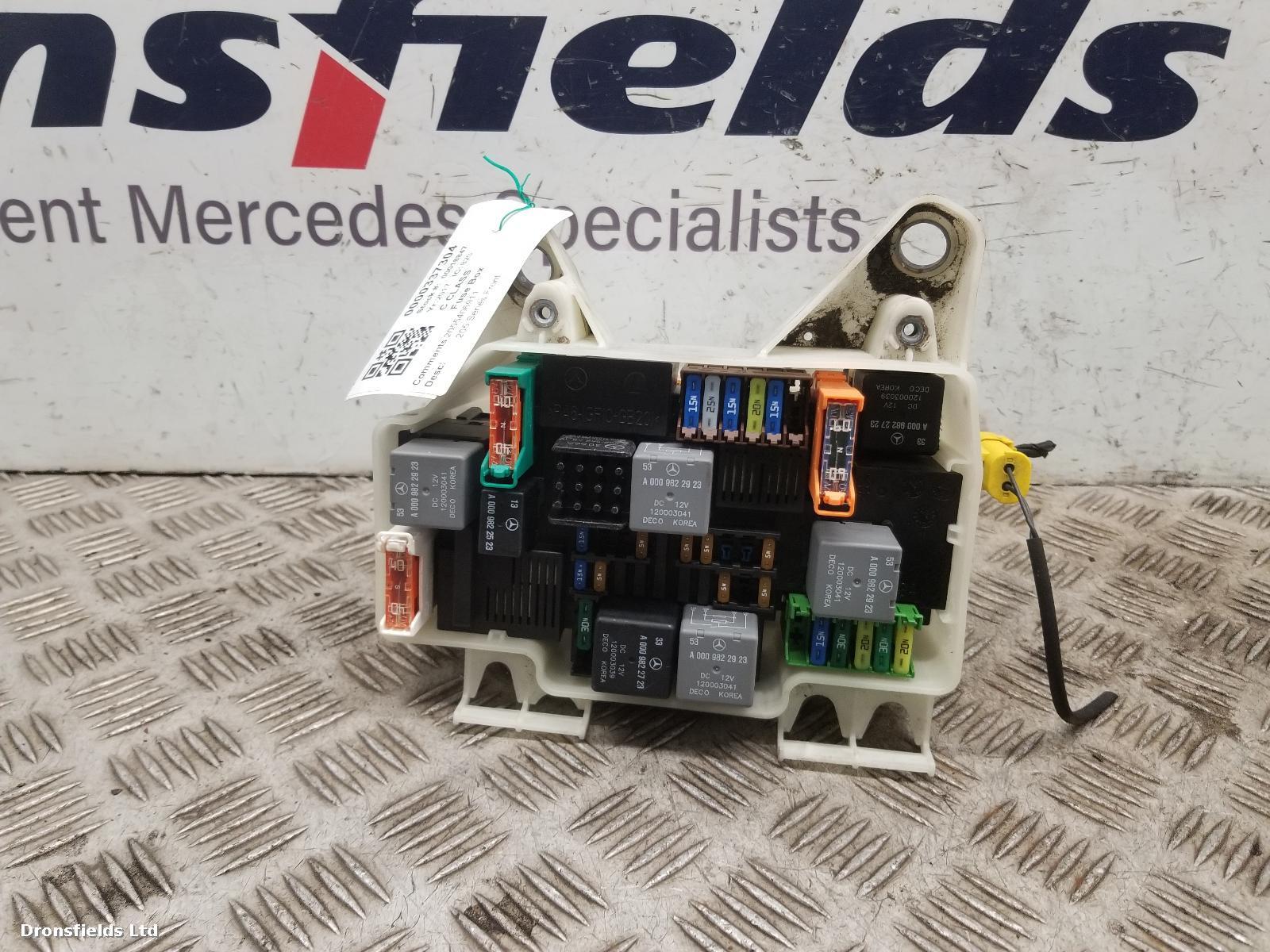 View Auto part Fuse Box Mercedes C Class 2017