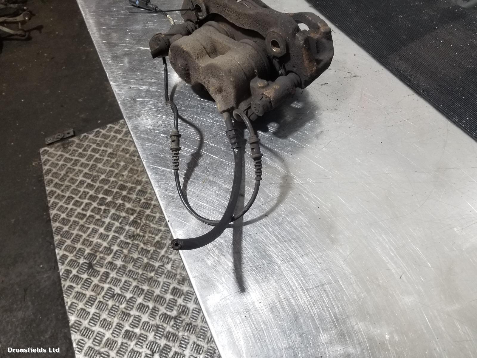 View Auto part Caliper Mercedes Sprinter 2020