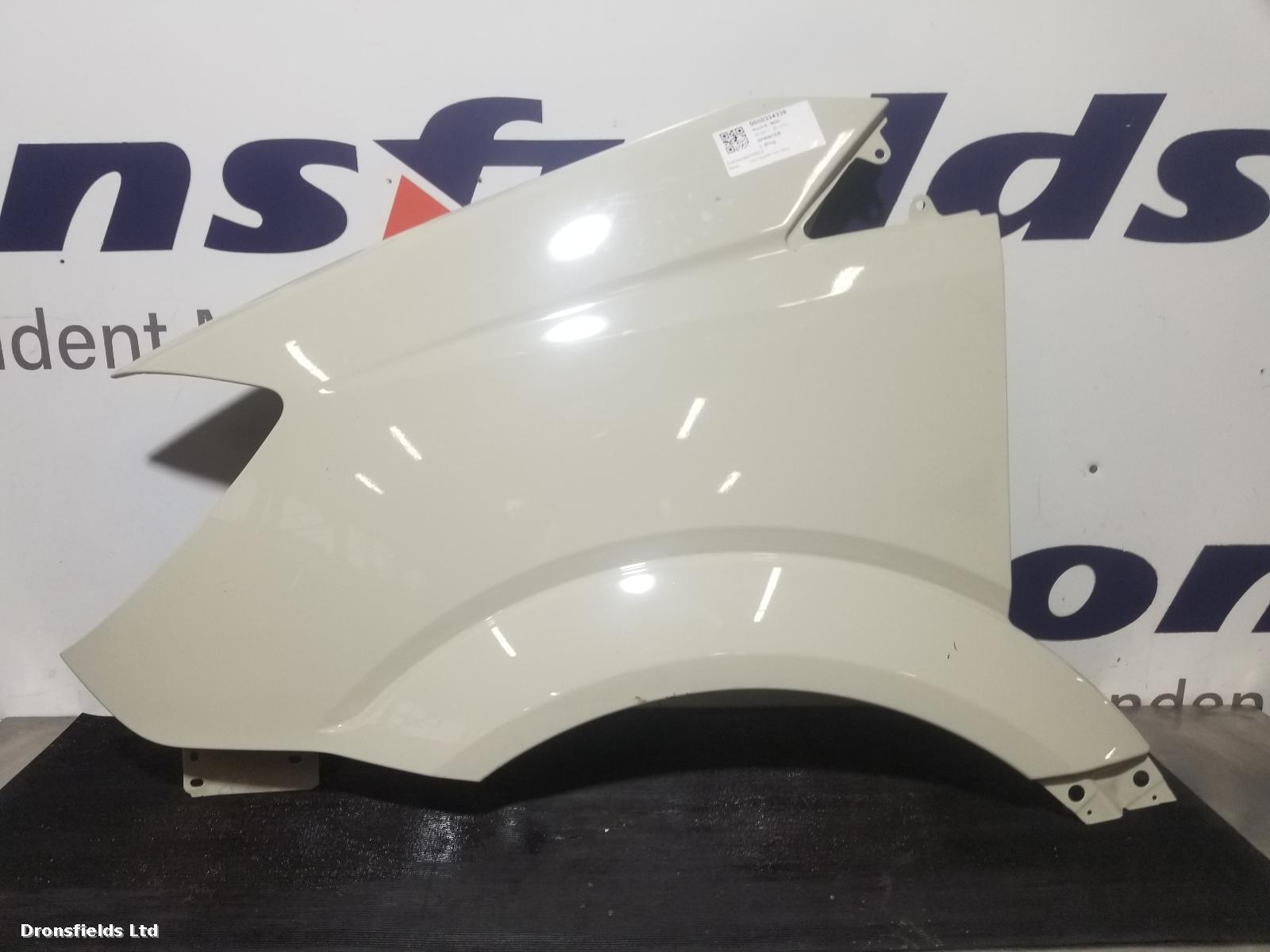 View Auto part L Wing Mercedes Sprinter 2017