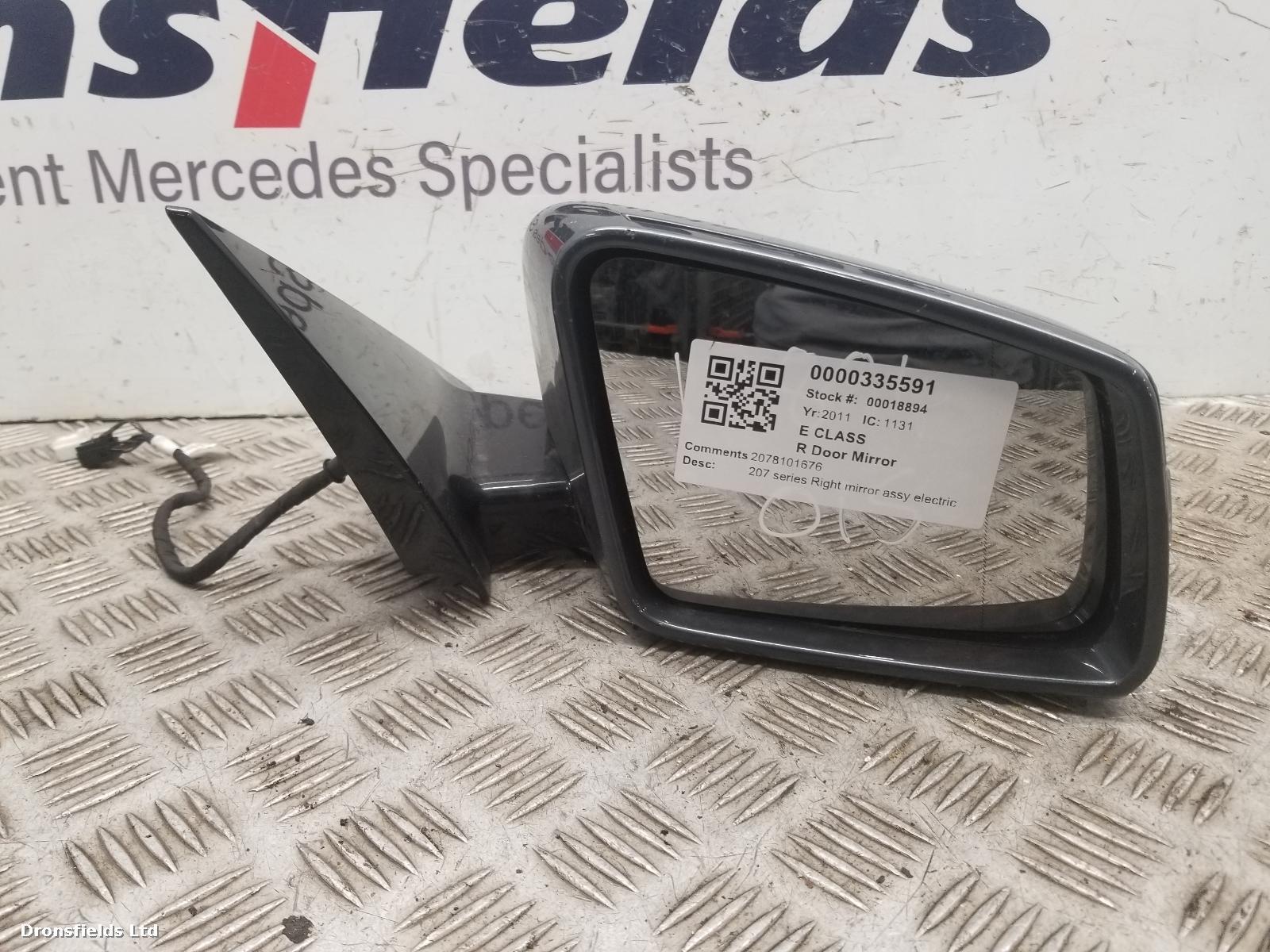 View Auto part R Door Mirror Mercedes E Class 2011