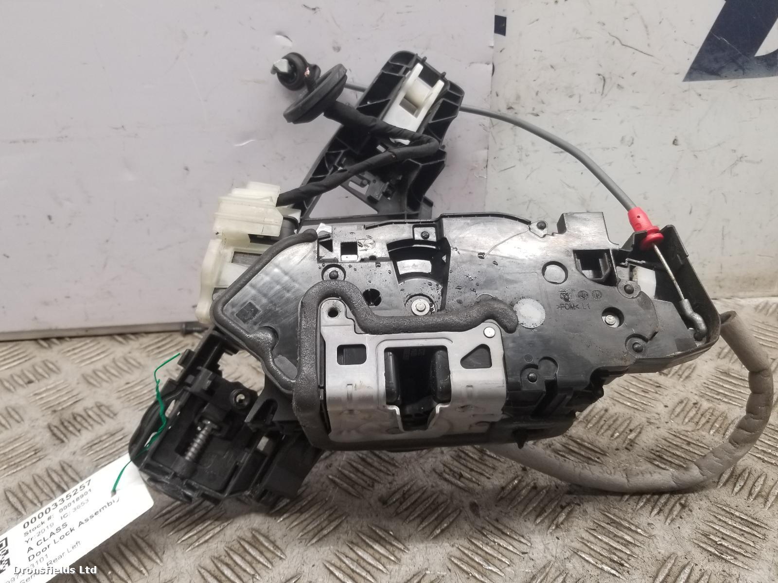 View Auto part Door Lock Assembly Mercedes A Class 2019