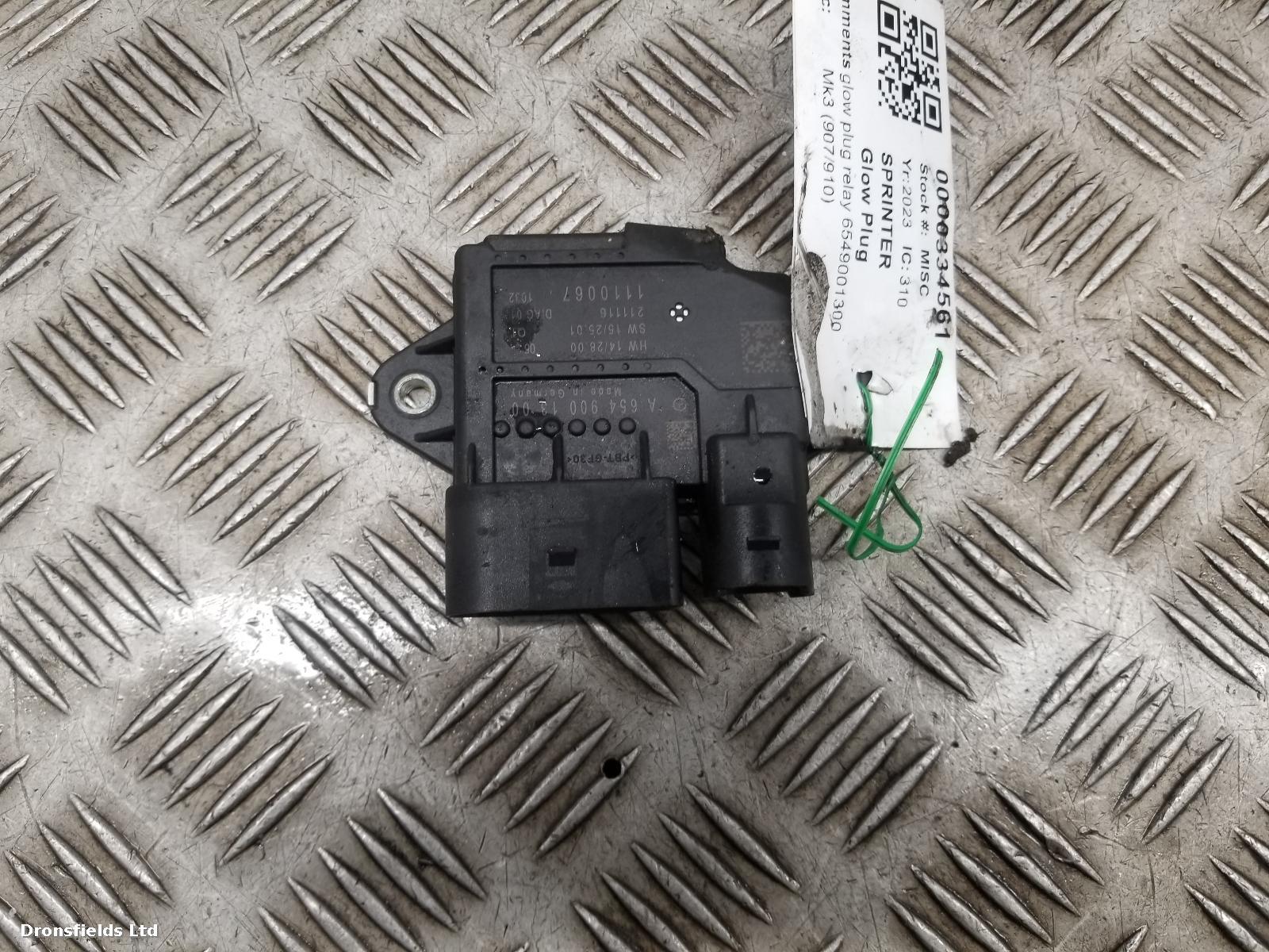 View Auto part Glow Plug Mercedes Sprinter 2023