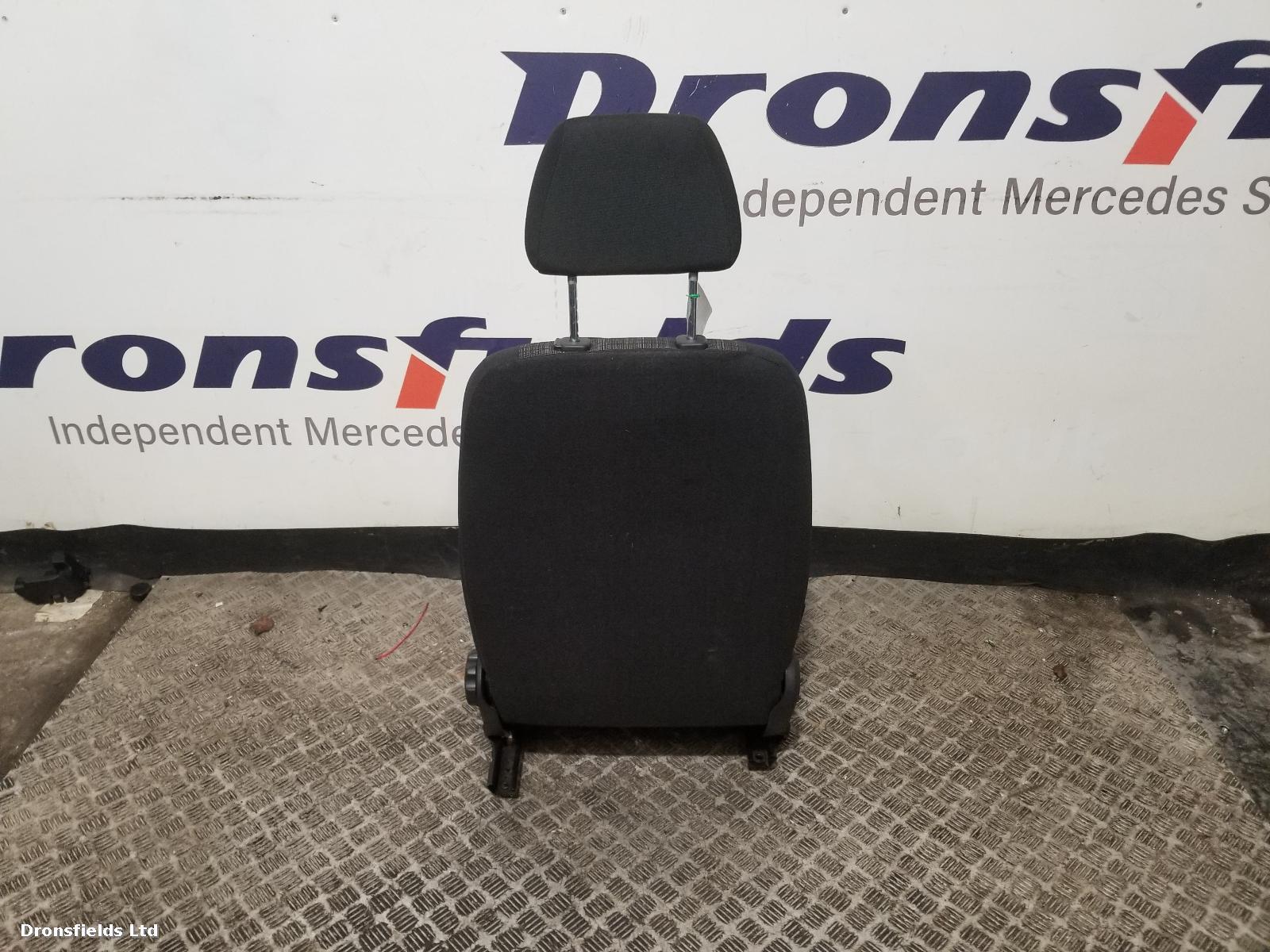 View Auto part Front Seat Mercedes Sprinter 2018