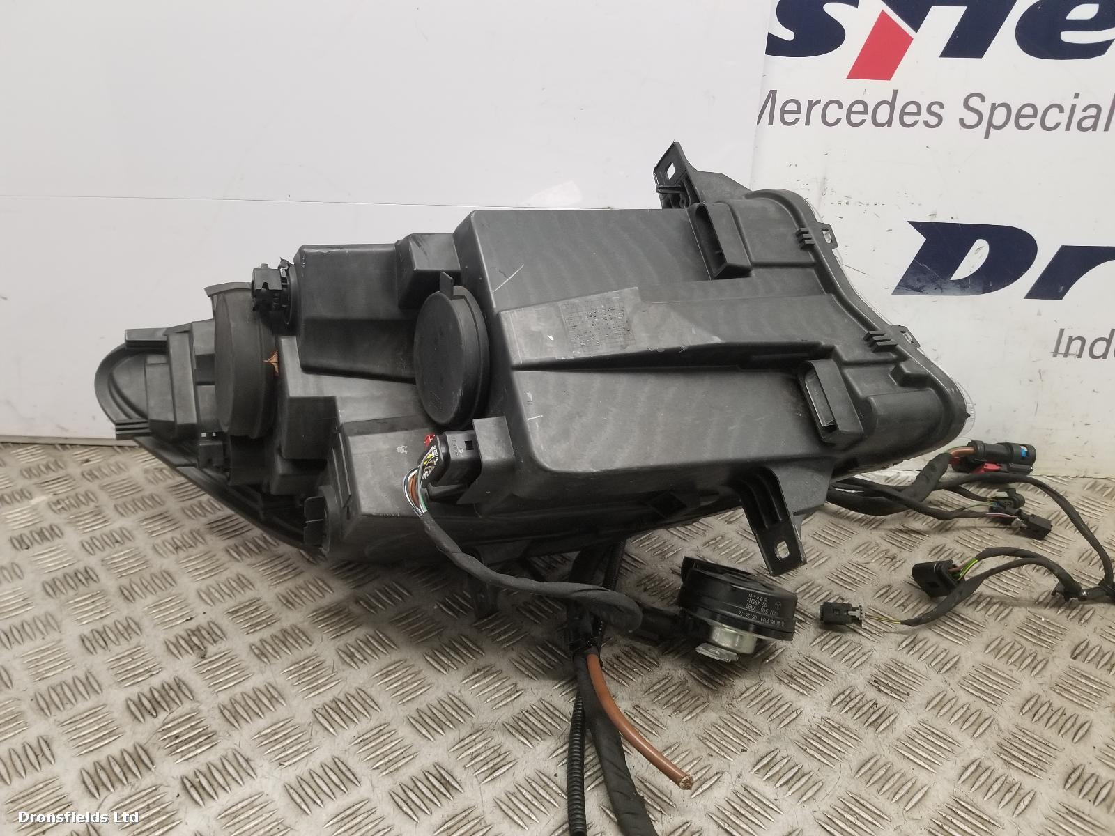 View Auto part L Headlamp Mercedes Sprinter 2017