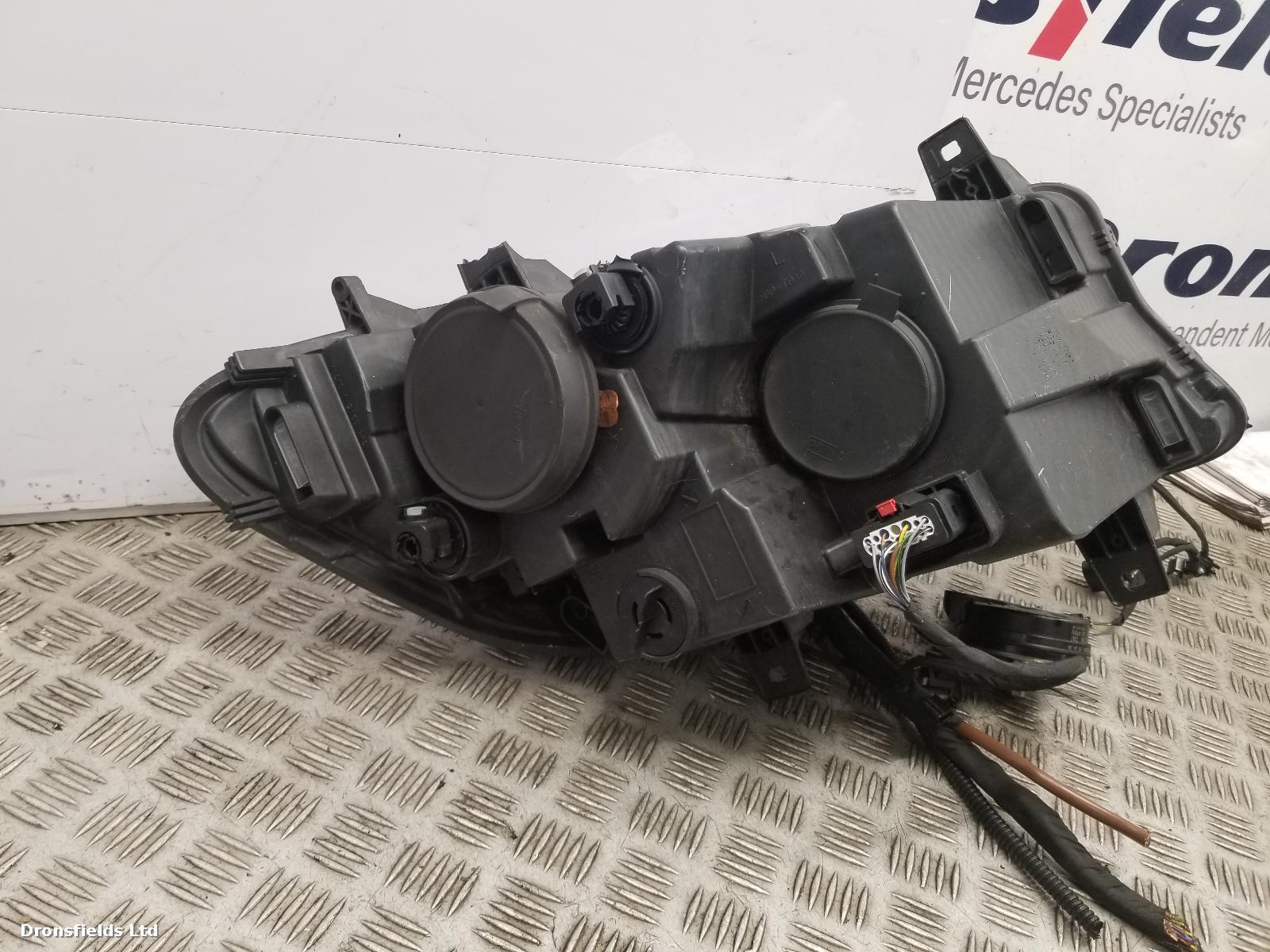 View Auto part L Headlamp Mercedes Sprinter 2017