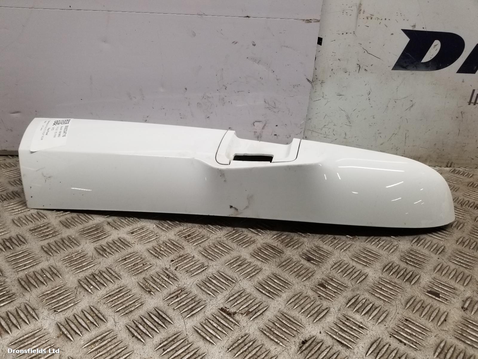 View Auto part Rear Panel Mercedes Vito 2020