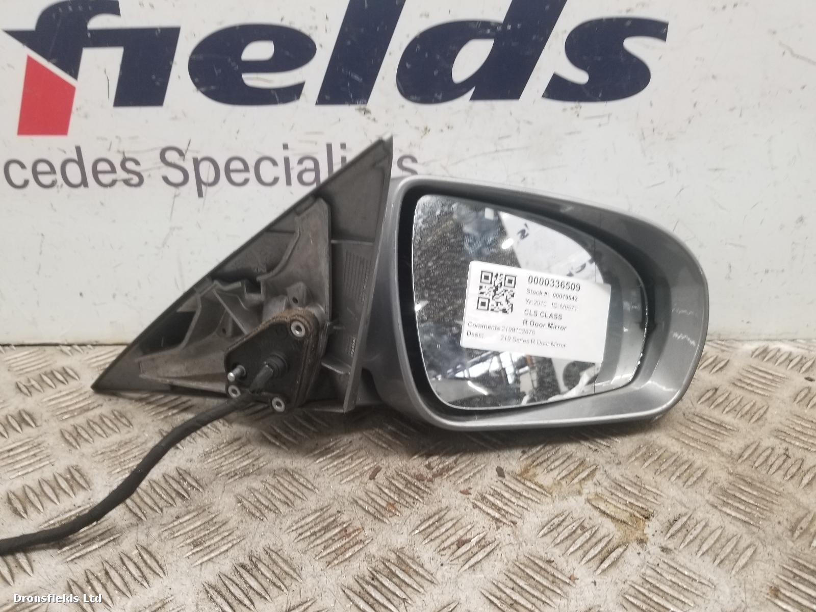 View Auto part R Door Mirror Mercedes Cls Class 2010