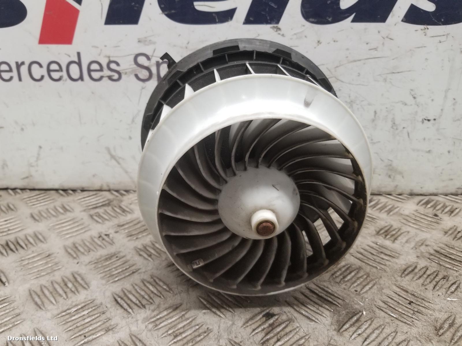 View Auto part Heater Motor/Assembly Mercedes C Class 2014