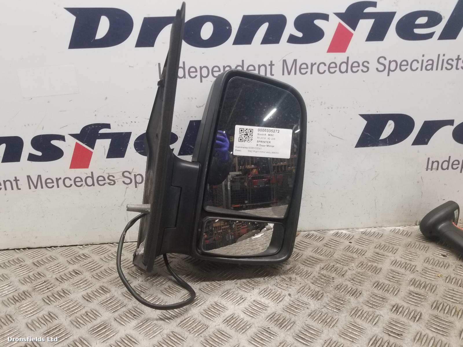 View Auto part R Door Mirror Mercedes Sprinter 2018