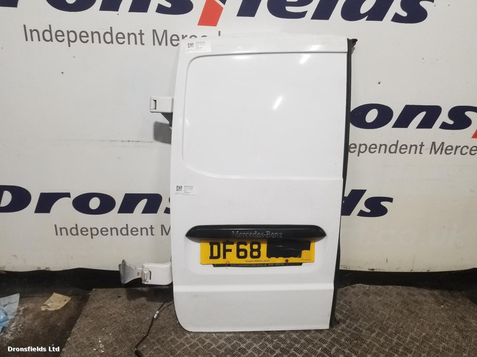 View Auto part L Rear Door Mercedes Vito 2019