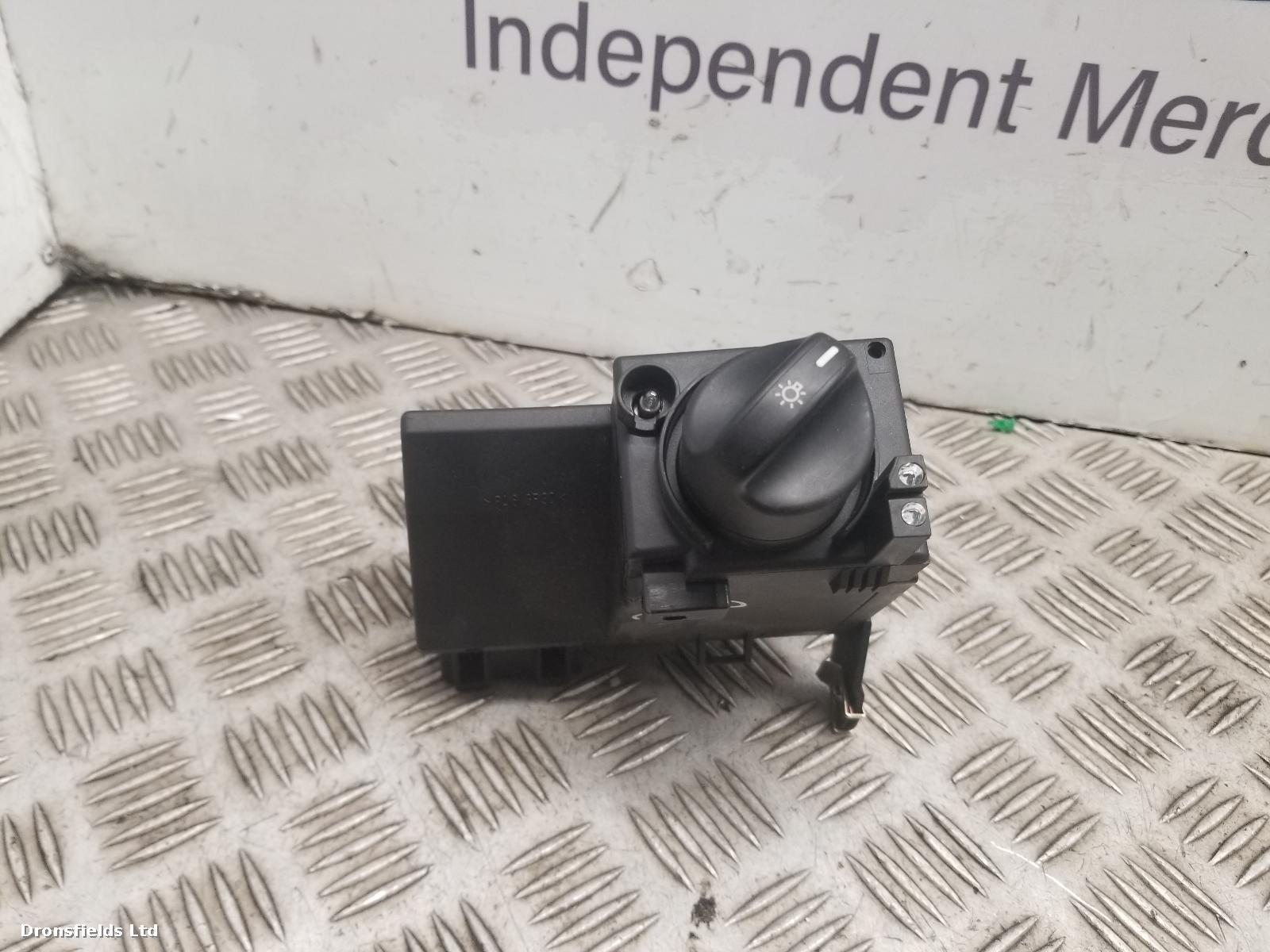 View Auto part Headlight Switch Mercedes E Class 2002