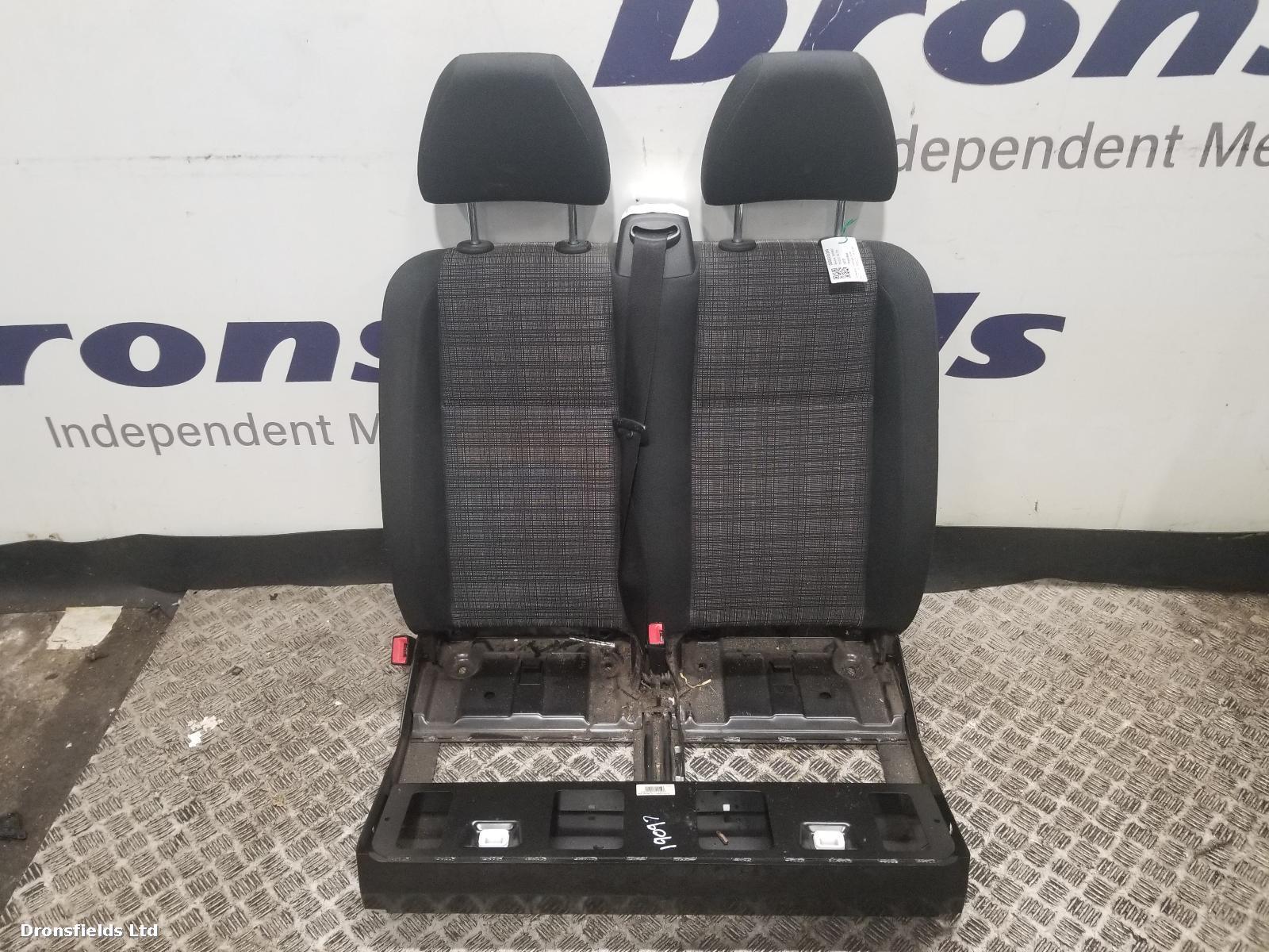 View Auto part Front Seat Mercedes Vito 2019