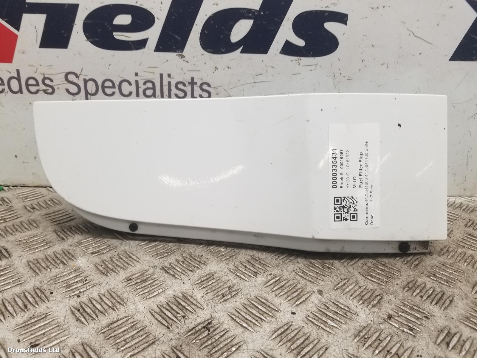 View Auto part Fuel Filler Flap Mercedes Vito 2019