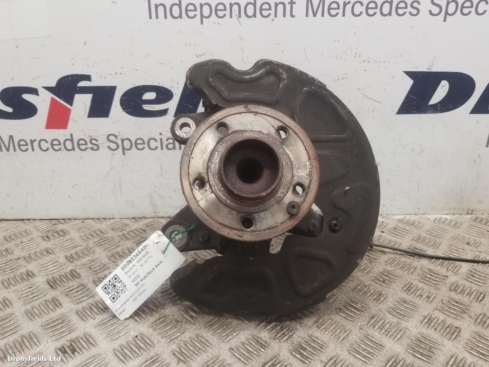 View Auto part RF Hub/Stub Axle Assembly Mercedes Vito 2021