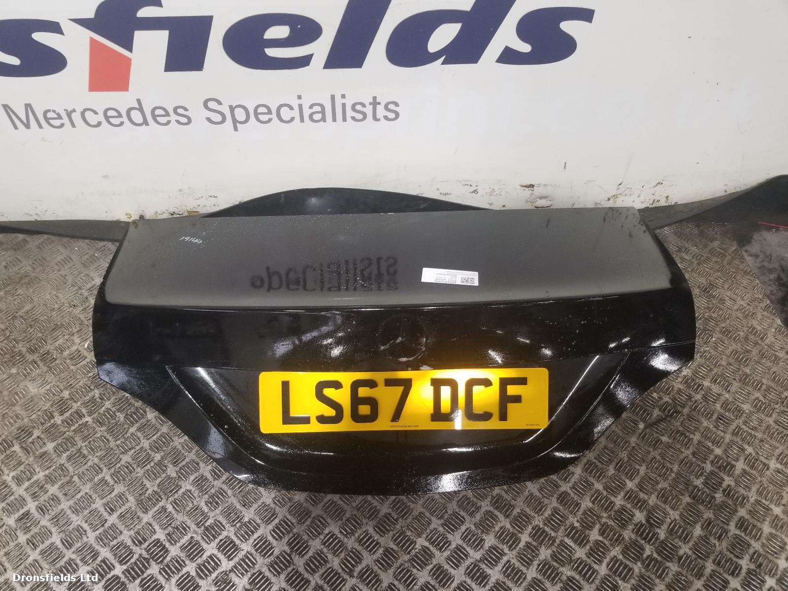 View Auto part Bootlid/Tailgate Mercedes Cla 2017